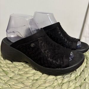 NEW Bzees Black Jubilee Stretch Slide Comfort Sandals Size 8.5